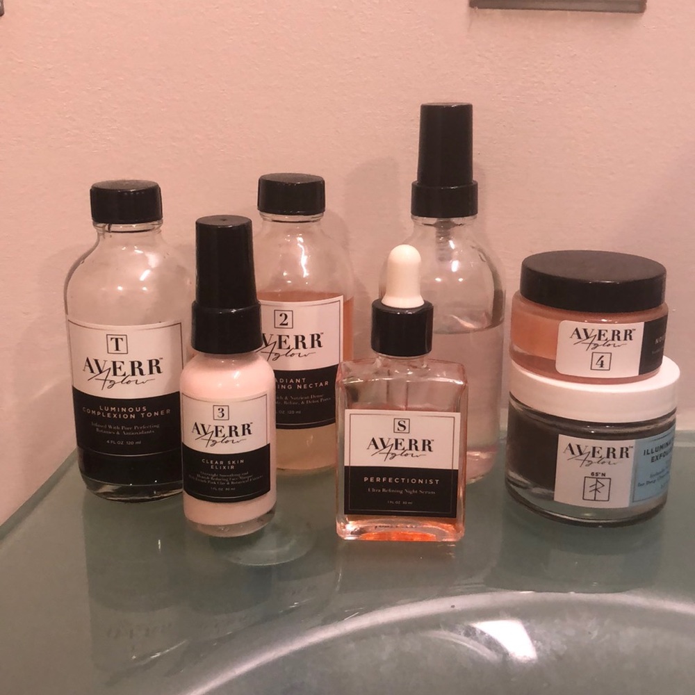 Full Averr Aglow skincare